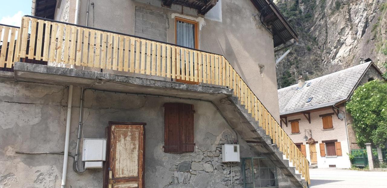 18 Rue Des Teppaz Les Alberges Le Bourg-dʼOisans Εξωτερικό φωτογραφία